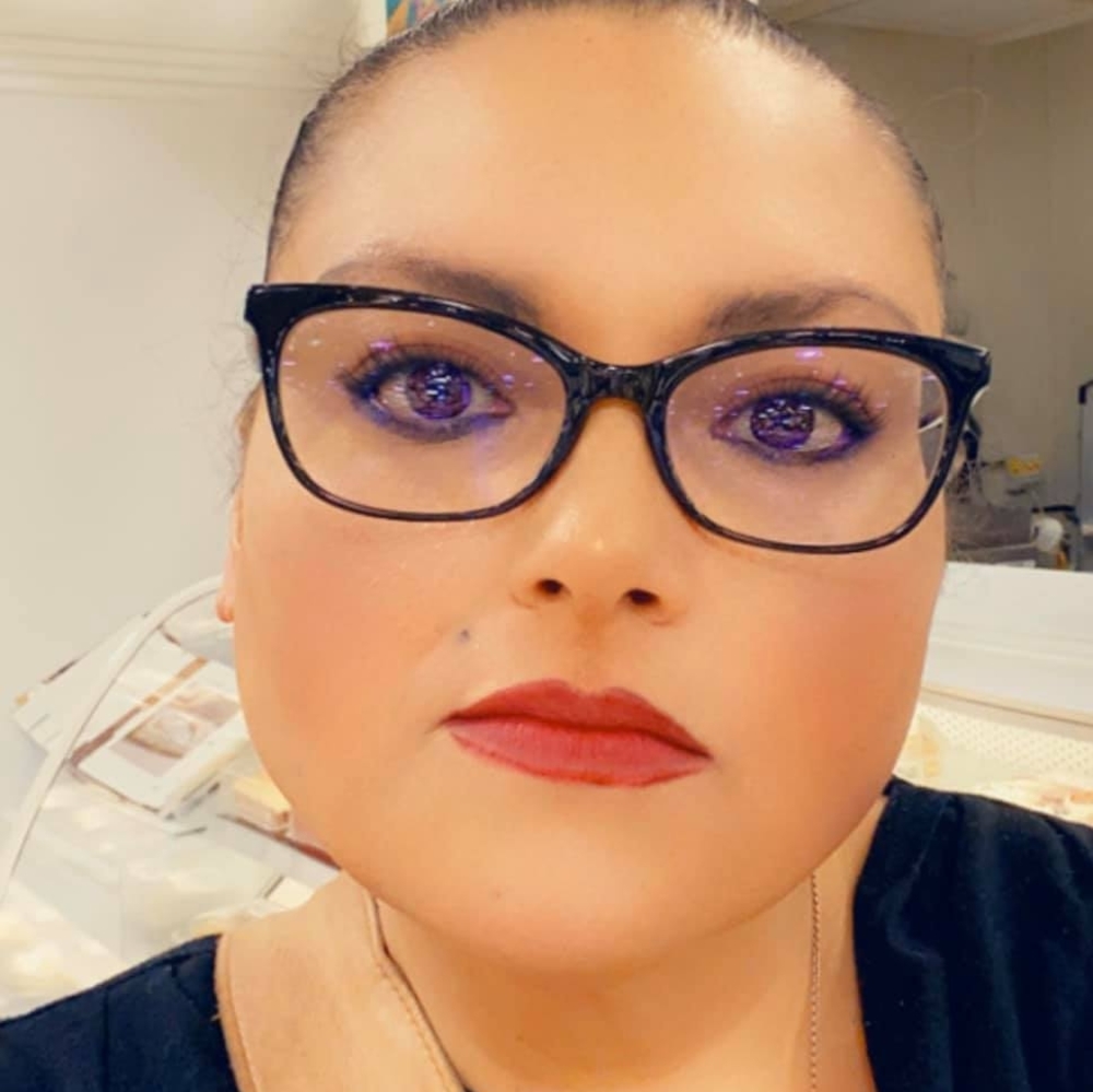 Meet your Posher, Charlize-ann